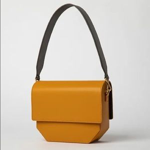 Hiems Cor 20 Tote Mustard Deep Brown